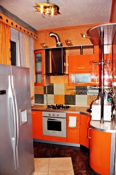 One bedroom apartment on Lomonosov One bedroom apartment on Lomonosov, Saratov - apartment by the day