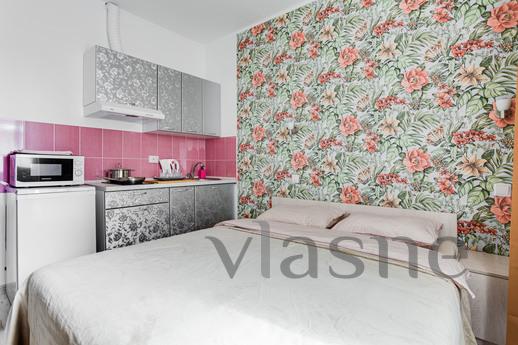 New, stylish studio, Moscow - apartment by the day