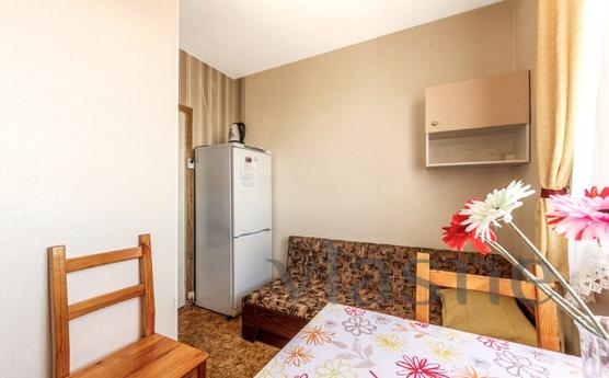 Cozy 1-kk apartment 3min from Yuzhnaya m, Moscow - apartment by the day