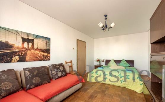 NO COMMISSIONS AND OVERPAYMENTS! Cozy apartment 3 minutes fr