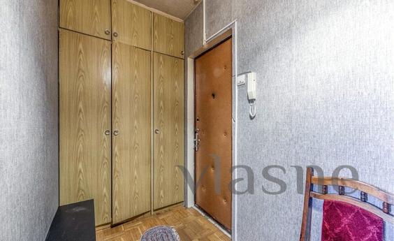 Cozy 1-kk apartment 3min from Yuzhnaya m, Moscow - apartment by the day
