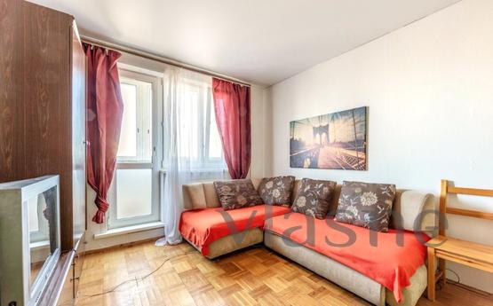 Cozy 1-kk apartment 3min from Yuzhnaya m, Moscow - apartment by the day