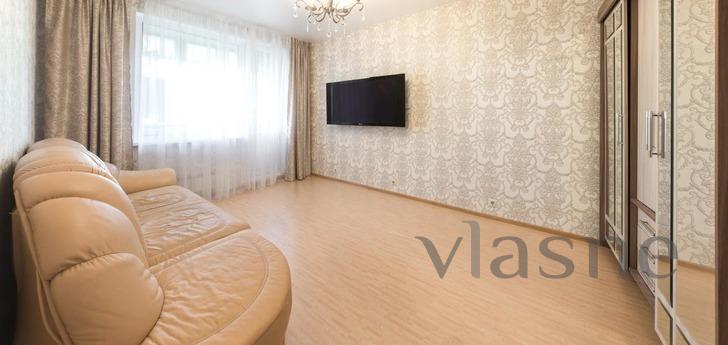 Excellent 2-kk sq. m. Academician Yangel, Moscow - apartment by the day