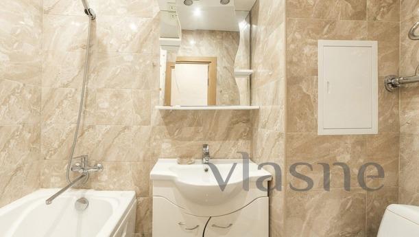 Excellent 2-kk sq. m. Academician Yangel, Moscow - apartment by the day