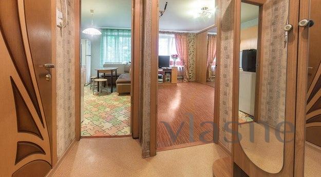 Cozy 1-kk apartment 5 minutes from the m, Moscow - apartment by the day