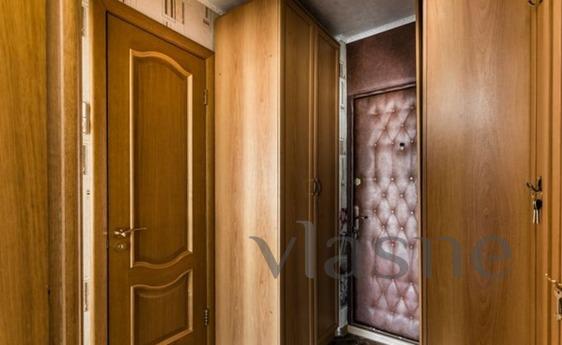 Cozy 1-kk apartment metro Skhodnenskaya, Moscow - apartment by the day