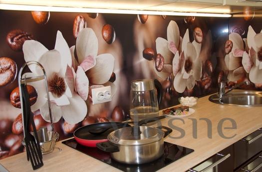 Studio in the city center with a great v, Yekaterinburg - apartment by the day