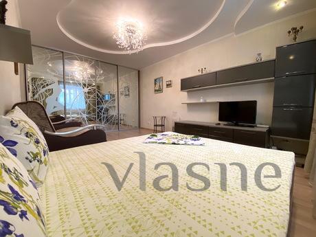 1 bedroom apartment LUX, Novosibirsk - apartment by the day