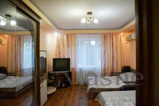 1-room apartment for 4 people by the day, Sochi - apartment by the day