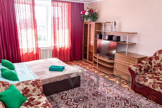 Cozy apartment near the metro, Novosibirsk - apartment by the day