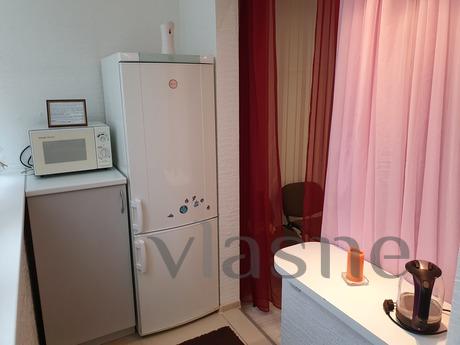 Studio near TC Aura, Surgut - apartment by the day