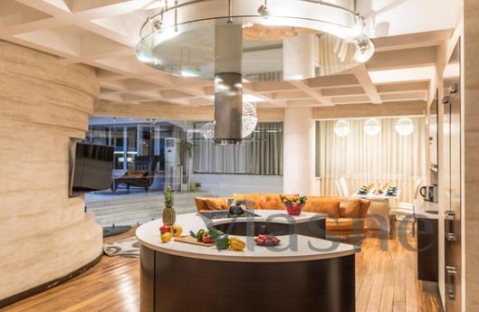 Penthouse with pool on Prospekt Mira, Moscow - apartment by the day