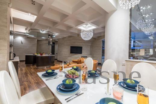 Penthouse with pool on Prospekt Mira, Moscow - apartment by the day