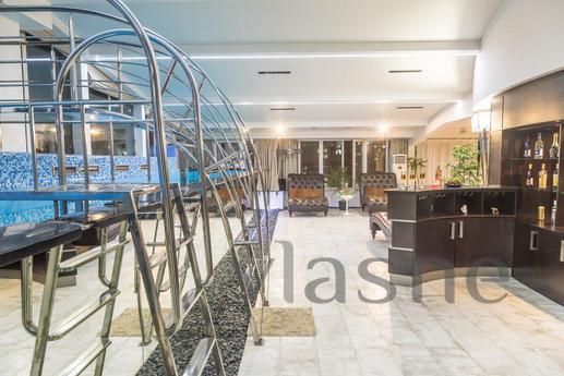 Penthouse with pool on Prospekt Mira, Moscow - apartment by the day