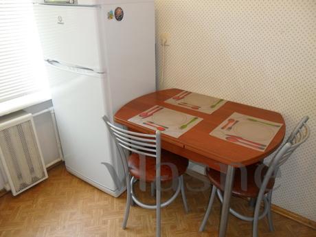 City center, 3 minutes from metro, Moscow - apartment by the day