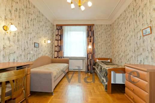 Two-bedroom apartment in the center, Saint Petersburg - apartment by the day
