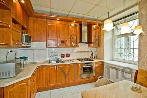 We offer you a great apartment in the center of St. Petersbu