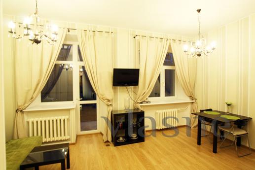 Studio apartment is located in the historic center of Moscow