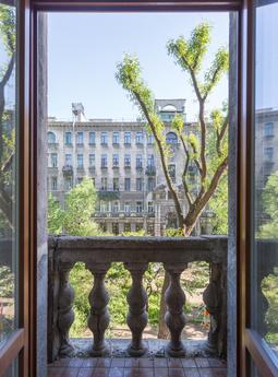 Luxury apartment with garden view, Saint Petersburg - apartment by the day