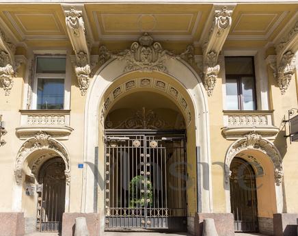 Luxury apartment with garden view, Saint Petersburg - apartment by the day