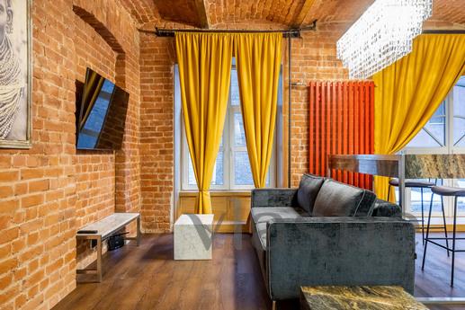 Loft on Tchaikovsky, Saint Petersburg - apartment by the day