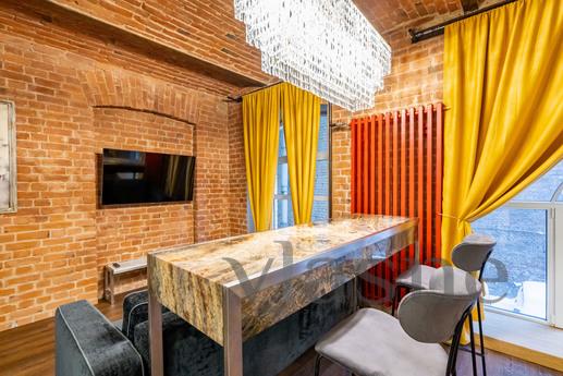 Loft on Tchaikovsky, Saint Petersburg - apartment by the day