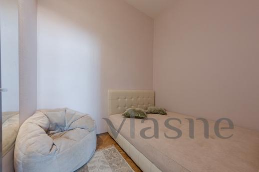 hth24 apartmeпts, parking, Nevsky pr., Saint Petersburg - apartment by the day