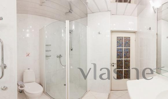 hth24 apartmeпts, parking, Nevsky pr., Saint Petersburg - apartment by the day