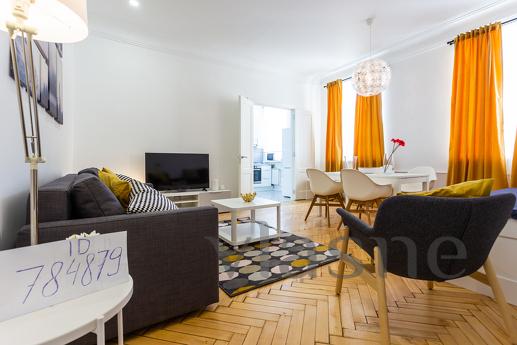 hth24 apart. Parking, near metro, Saint Petersburg - apartment by the day