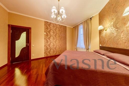 4 bedroom apartment Vladimirsky Prospekt, Saint Petersburg - apartment by the day