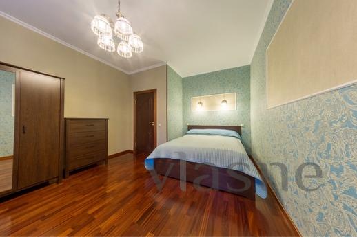 4 bedroom apartment Vladimirsky Prospekt, Saint Petersburg - apartment by the day