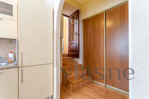 4-room apartment on Nevsky prospect 106, Saint Petersburg - apartment by the day