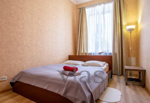 4-room apartment on Nevsky prospect 106, Saint Petersburg - apartment by the day