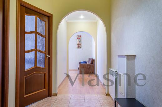 4-room apartment on Nevsky prospect 106, Saint Petersburg - apartment by the day