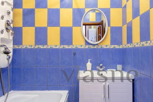 4-room apartment on Nevsky prospect 106, Saint Petersburg - apartment by the day