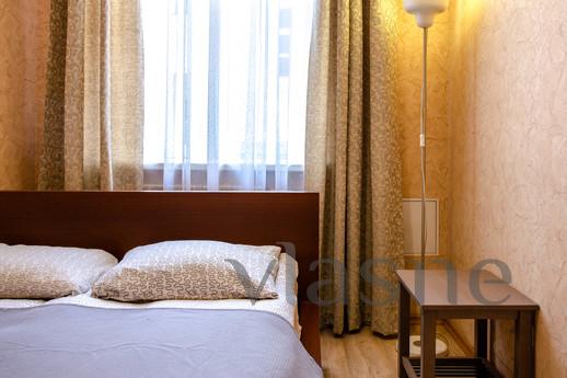 4-room apartment on Nevsky prospect 106, Saint Petersburg - apartment by the day