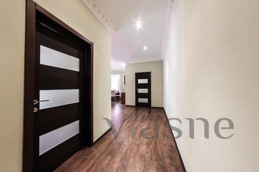 Elegant apartment on Nevsky 81, Saint Petersburg - apartment by the day