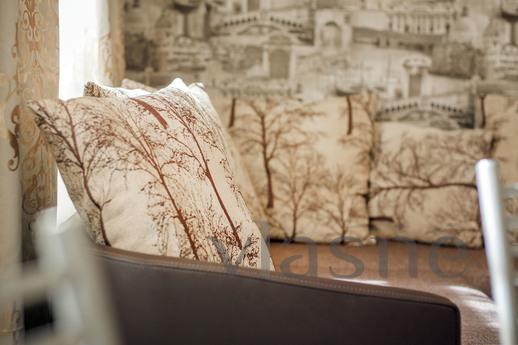 Bright cozy apartment on Povarskoy, 9, Saint Petersburg - apartment by the day
