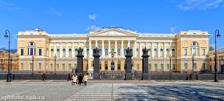 Italian 11, Saint Petersburg - apartment by the day
