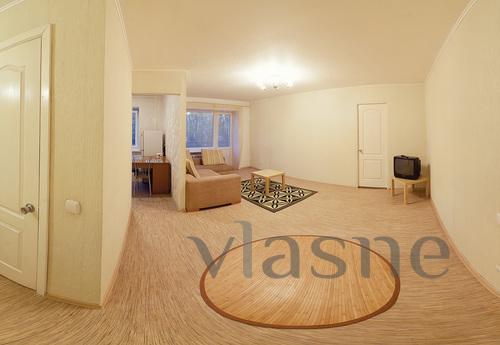 One bedroom apartment on the subway line, Novosibirsk - apartment by the day