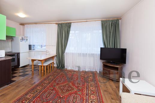 2 bedroom apartment for rent, Novosibirsk - apartment by the day