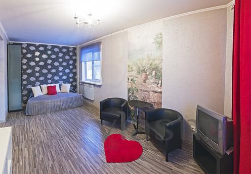 Stylish, bright apartment with euro renovation. The apartmen