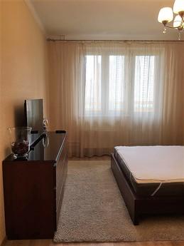 Apartment near Spassky Bridge, Krasnogorsk - apartment by the day