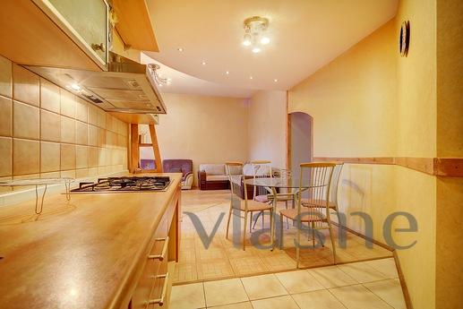 2 bedroom apartment in center, Saint Petersburg - apartment by the day