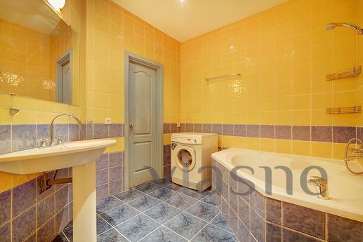 2 bedroom apartment in center, Saint Petersburg - apartment by the day