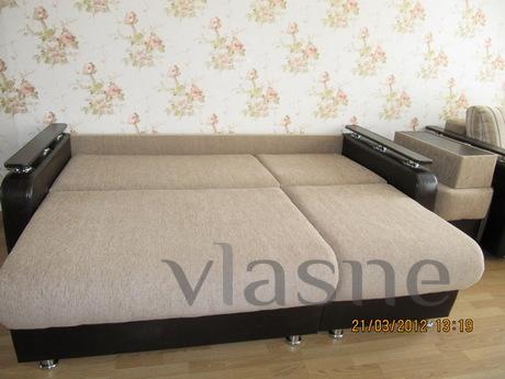 2 r apartment in a center  near a subway, Saint Petersburg - apartment by the day
