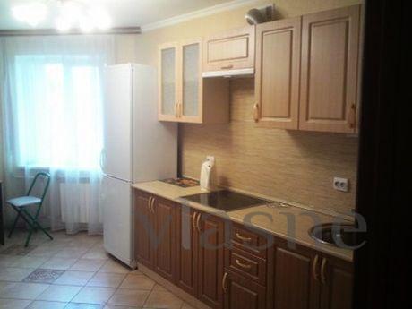 new 2-bedroom next 'Race', Samara - apartment by the day