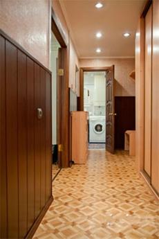 2 BR, on the day street, Vladimir, 7, Samara - apartment by the day