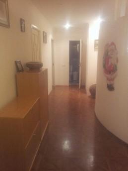4 BR apartment for rent in Center, Samara - apartment by the day