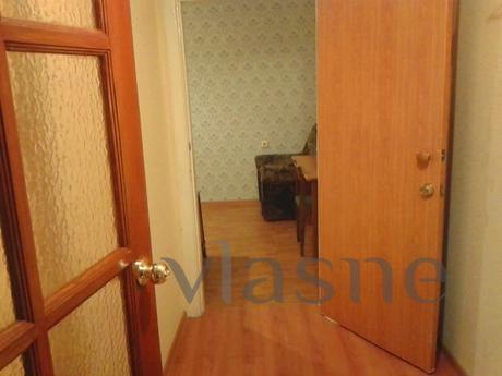 2 bedroom apartment near the metro, Samara - apartment by the day